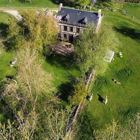 Le Petit Manoir De La Vernelle Bed and Breakfast Fourmetot Eksteriør billede