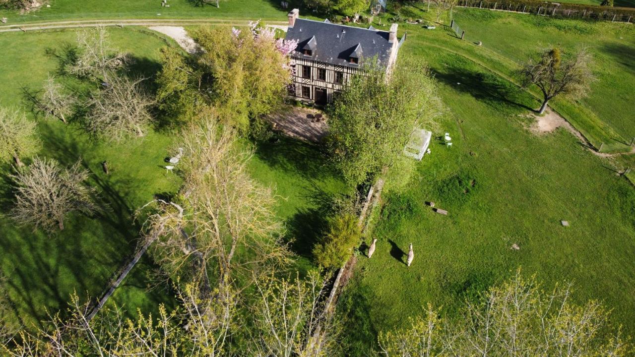 Le Petit Manoir De La Vernelle Bed and Breakfast Fourmetot Eksteriør billede