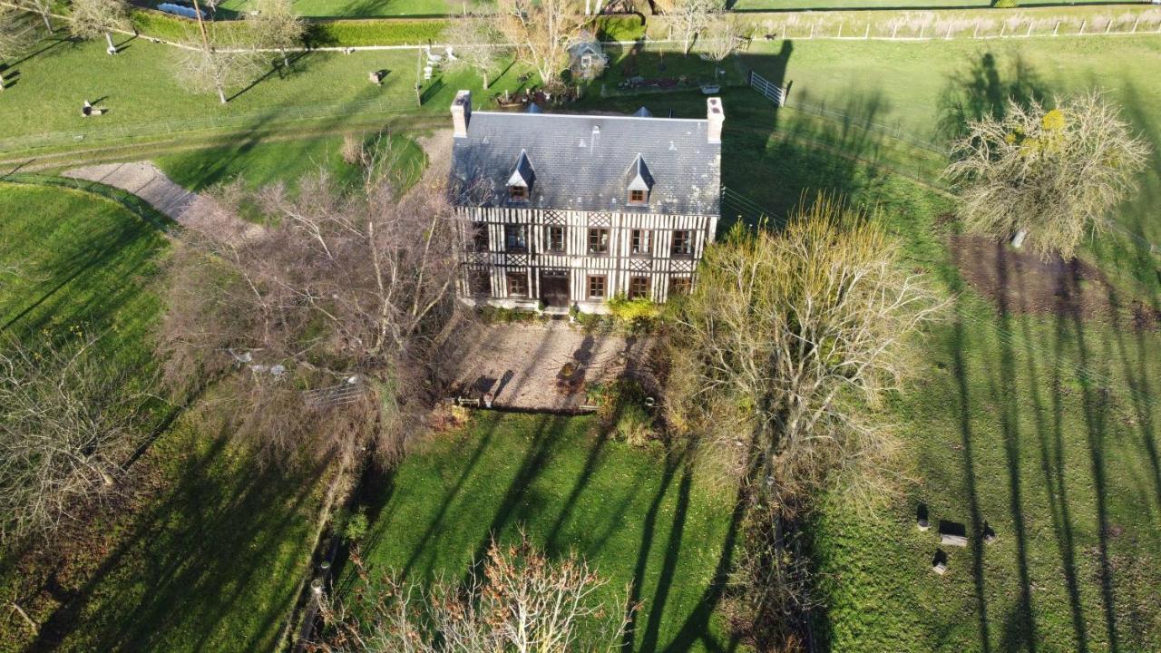 Le Petit Manoir De La Vernelle Bed and Breakfast Fourmetot Eksteriør billede