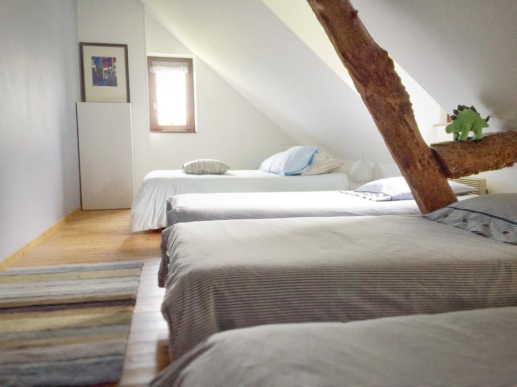 Le Petit Manoir De La Vernelle Bed and Breakfast Fourmetot Værelse billede